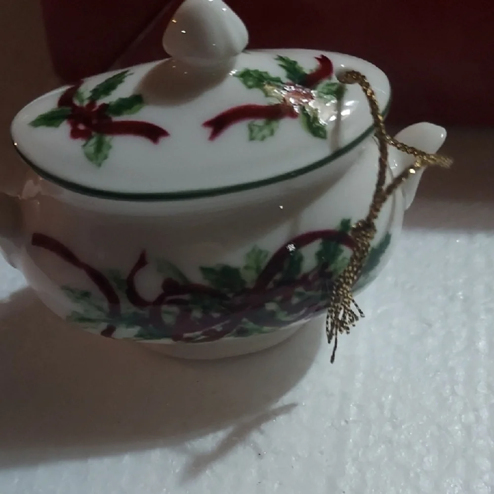 MINI Charter Club Winter Garland Tea Set - White and Purple